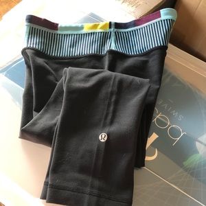 Lululemon reversible yoga crops